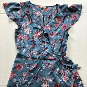 Como  Blu Floral Top